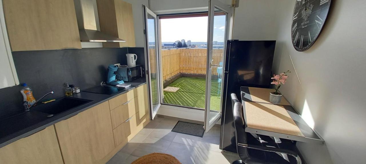 Le Belvedere Dernier Etage Avec Terrasse Wifi Fibre Lejlighed Tarbes Eksteriør billede