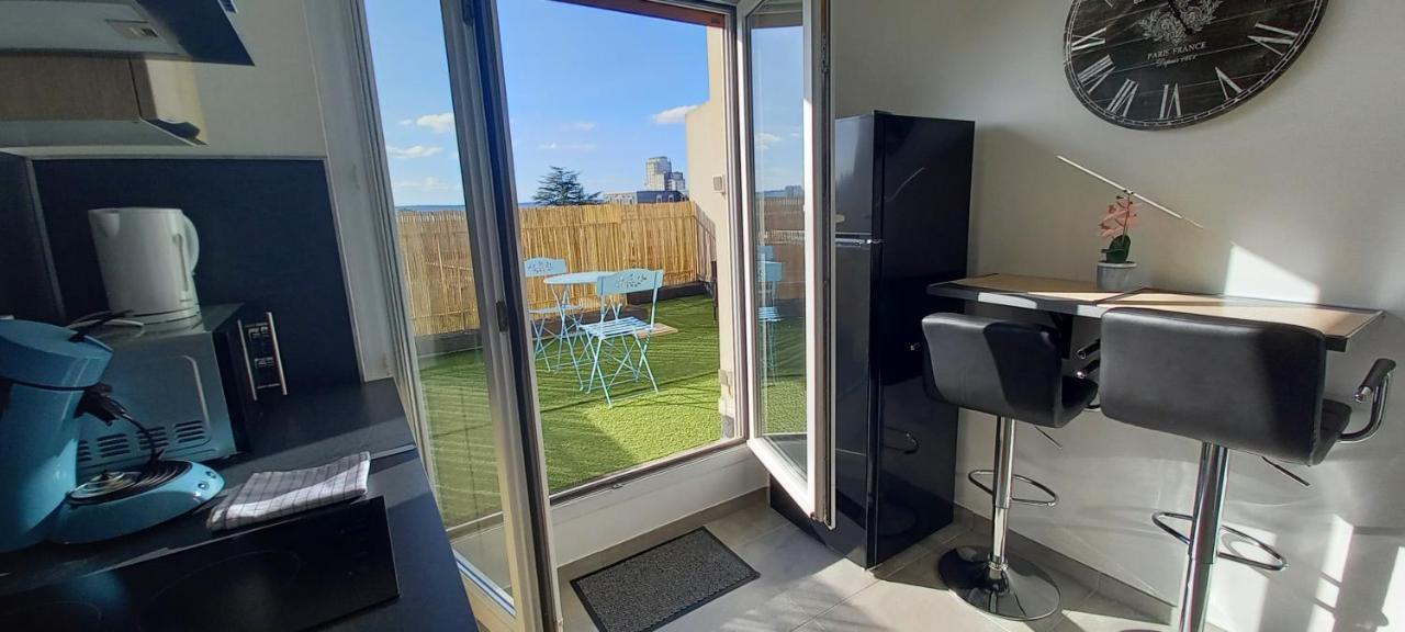 Le Belvedere Dernier Etage Avec Terrasse Wifi Fibre Lejlighed Tarbes Eksteriør billede